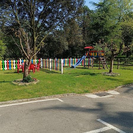Posada Casa De Julia Parbayon Zewnętrze zdjęcie